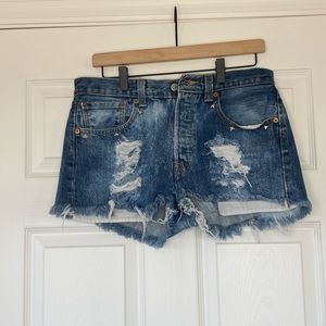 Levi 501 Cut-Off Denim Shorts Studded w32
